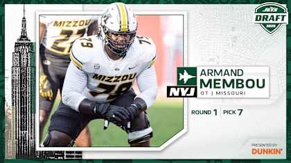 Armand Membou blocks at the line of scrimmage for Missouri, showcasing his athleticism and skill as a future New York Jets offensive tackle.