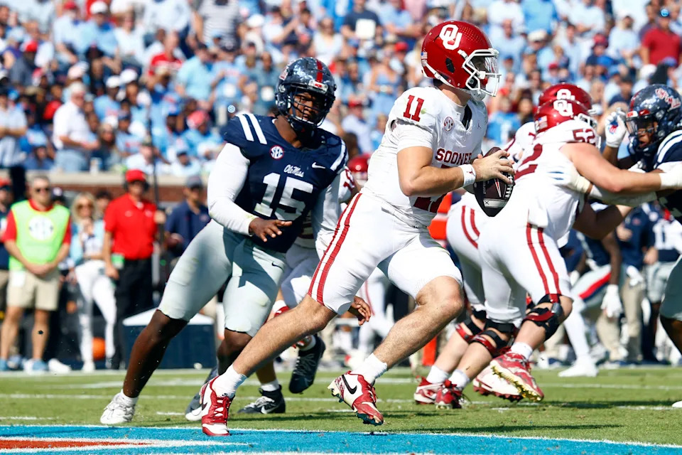 Jared Ivey in action for Ole Miss