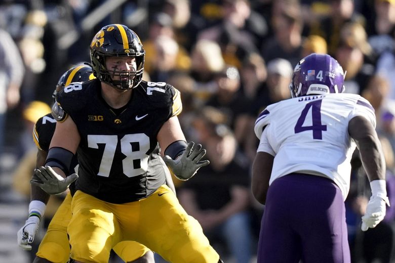 Connor Colby in action for Iowa, now a 49ers draftee