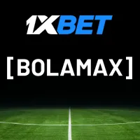 Players vie for control during a Santos vs Bragantino match, Brasileirao 2025.