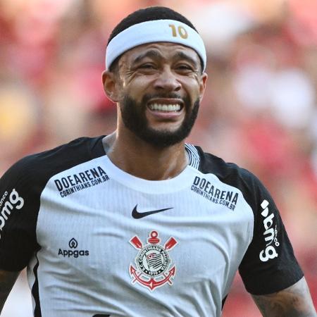 Goleada do Flamengo sobre o Corinthians pelo Brasileirão 2025.