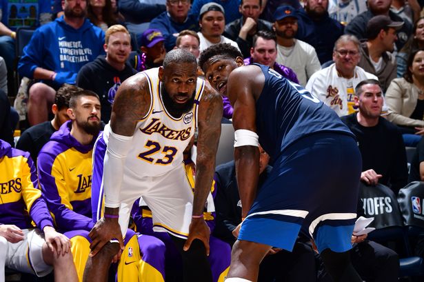 Anthony Edwards injury incident during Timberwolves vs Lakers playoff game
