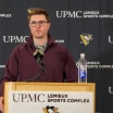 Mike Sullivan coaching the Pittsburgh Penguins