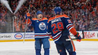 Leon Draisaitl celebrates after scoring the game-winning goal in the Kings vs Oilers overtime matchup