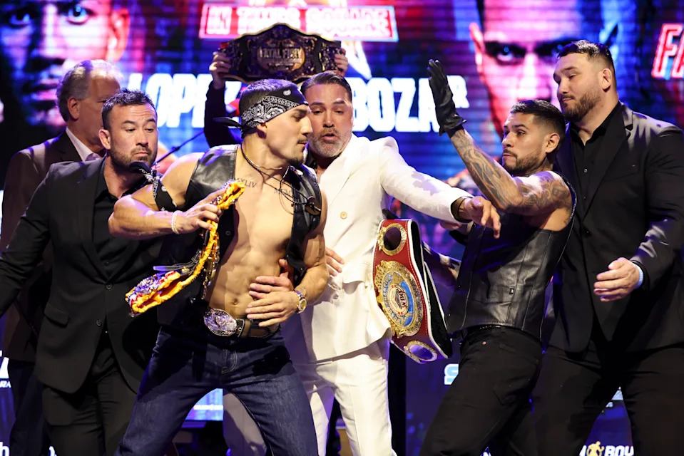 Boxing this weekend in Times Square, featuring top contenders.