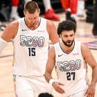 Kris Dunn playing defense for the Clippers during the NBA playoffs