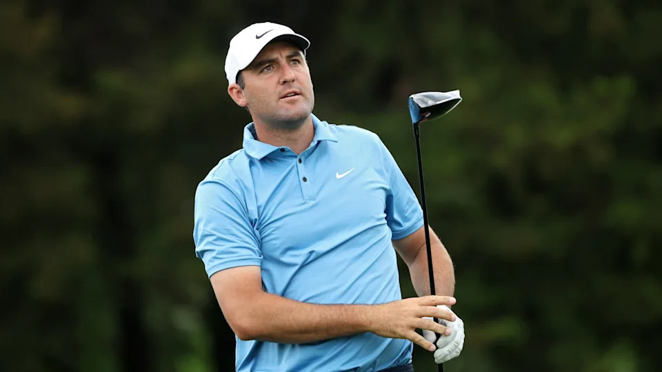 Golfers in action at the Byron Nelson Tournament