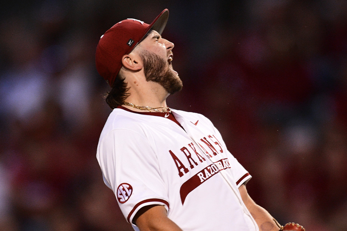 Arkansas baseball players celebrate after a big win over Texas