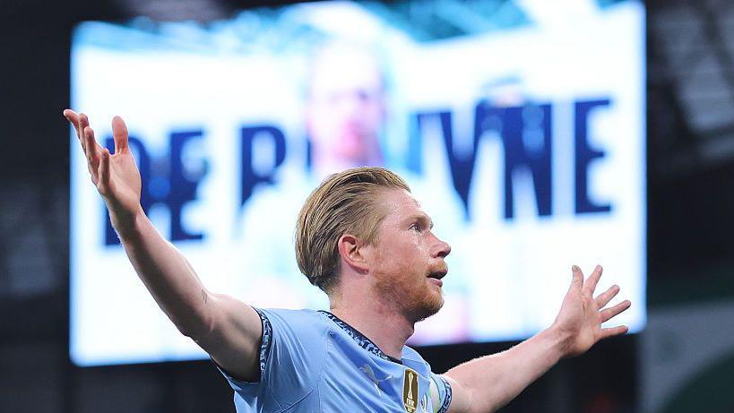 Kevin De Bruyne celebrating goal for Manchester City