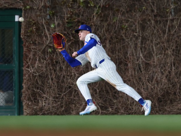 Justin Turner in Cubs uniform at Wrigley Field