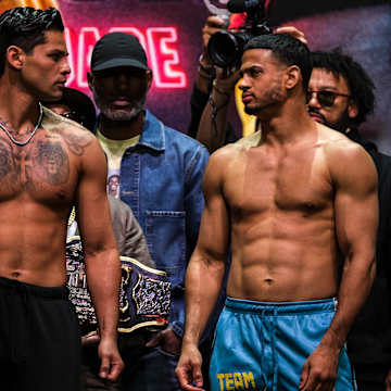 William Skull vs Canelo Alvarez promotional poster