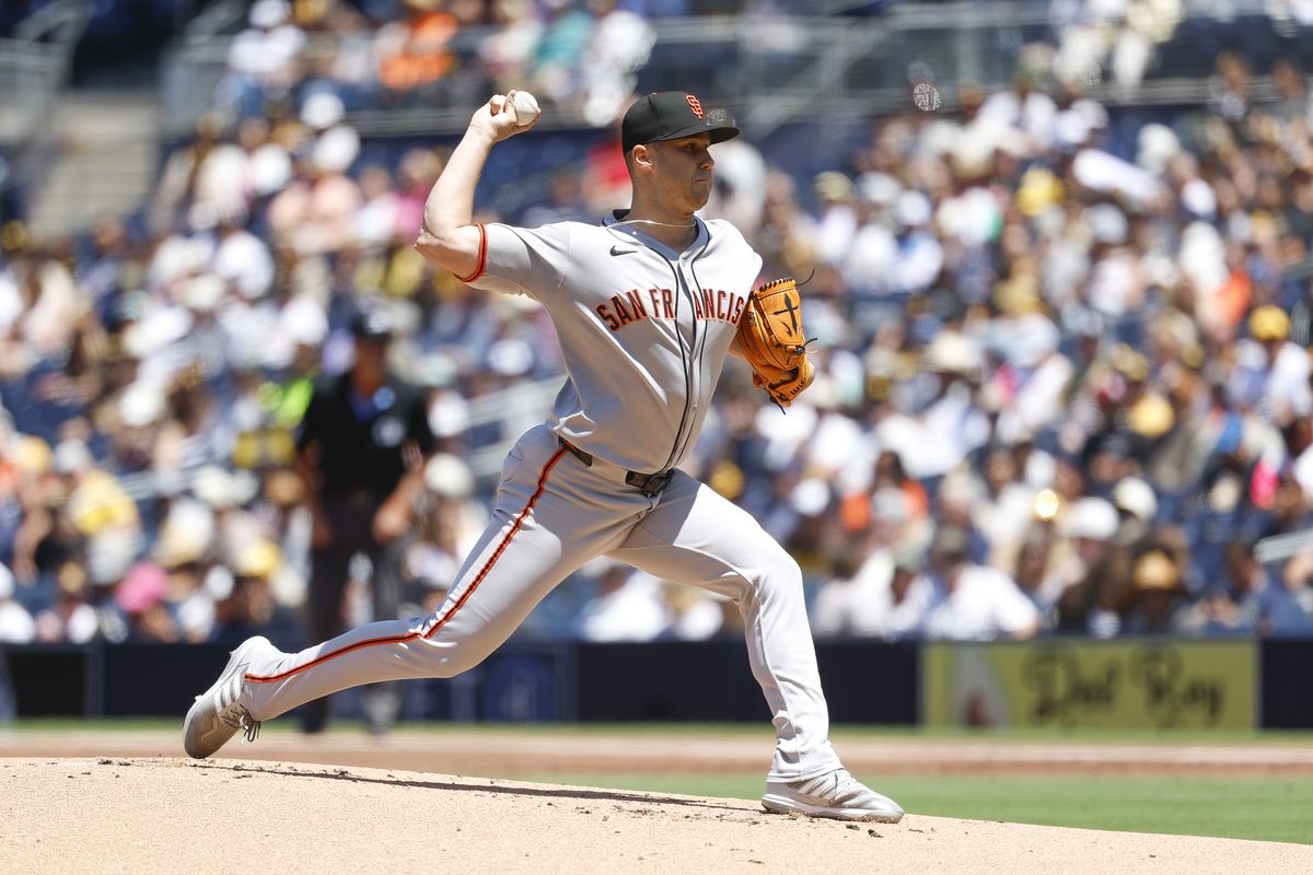 Justin Verlander pitching against the Chicago Cubs