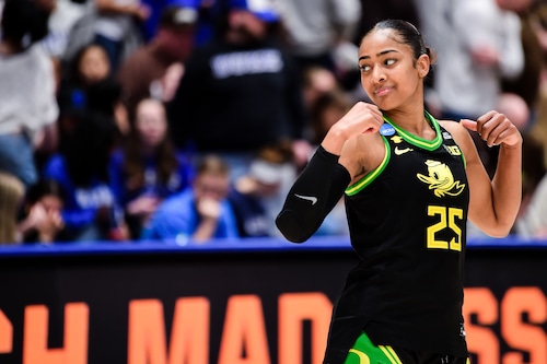 Deja Kelly sinks game-winning shot for Las Vegas Aces