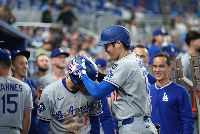 Ohtani launches a home run in Miami, continuing his legendary streak with the Dodgers