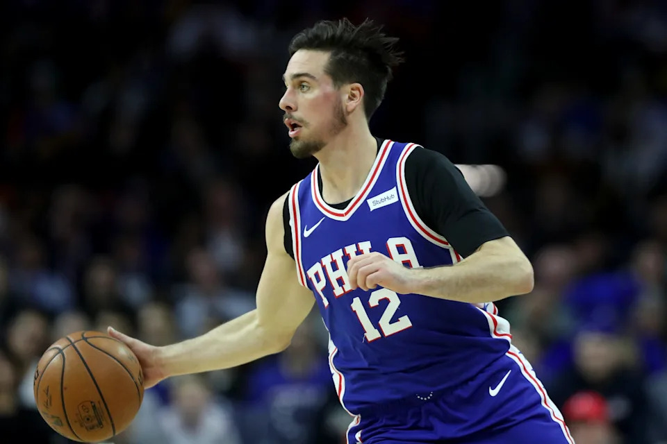 TJ McConnell drives to the basket for the Indiana Pacers
