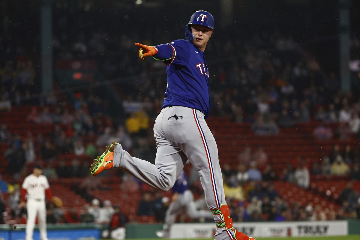 Bret Boone joins Texas Rangers as hitting coach