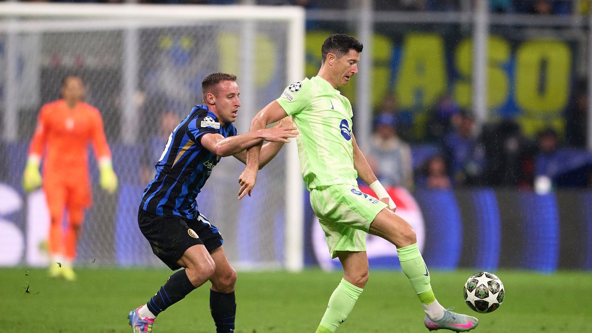 Robert Lewandowski podczas meczu FC Barcelona w Lidze Mistrzów