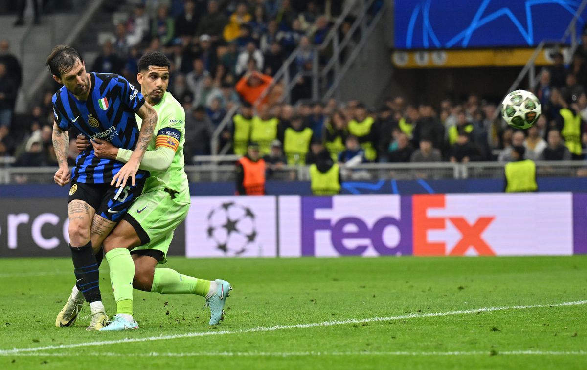 Barcelona game action in the Champions League
