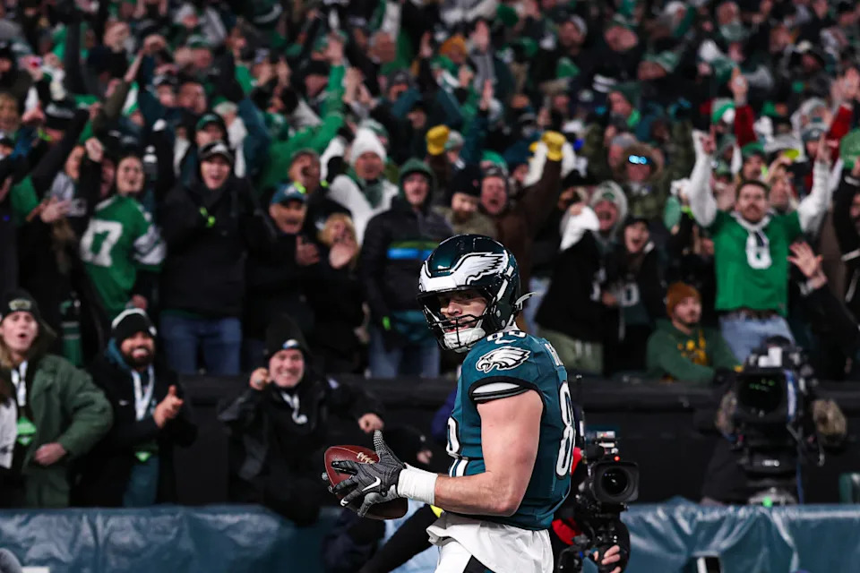 Dallas Goedert in action for the Philadelphia Eagles during the NFL season