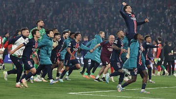 Luis Enrique celebrando con el PSG