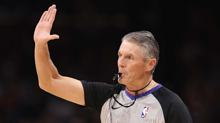 Scott Foster officiating an NBA playoff game