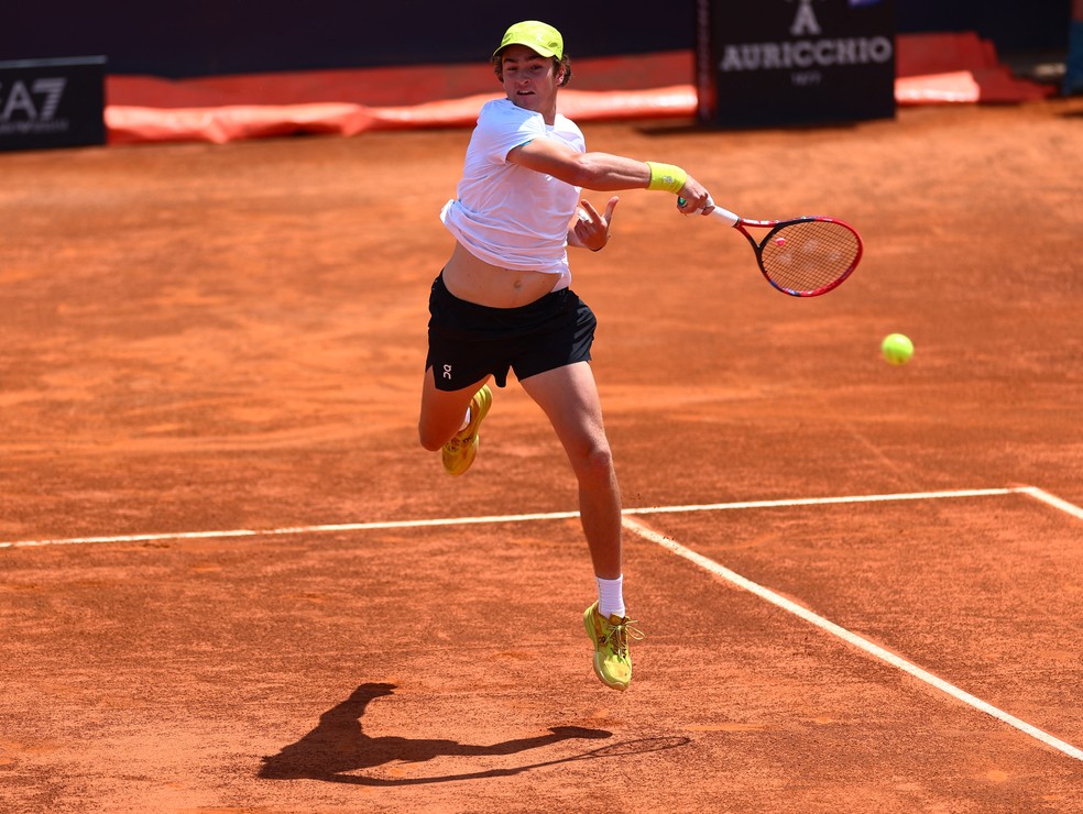 Joao Fonseca em ação no Masters 1000 de Roma