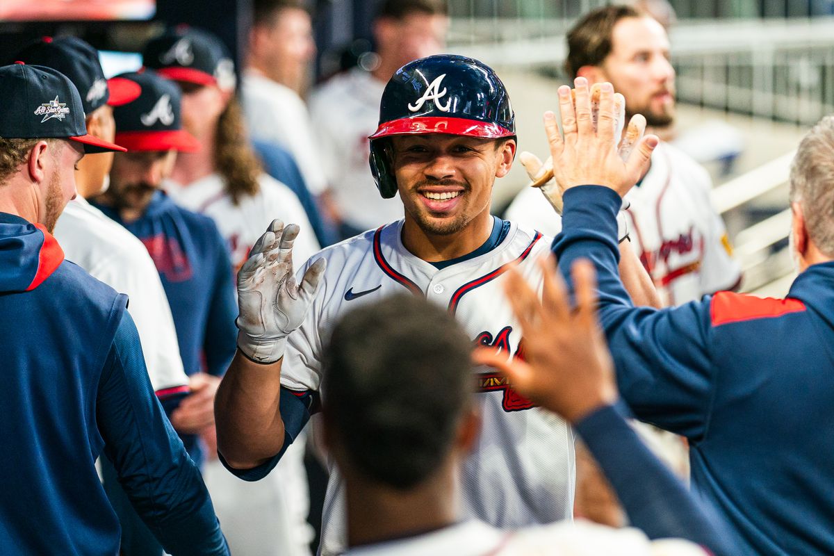 Drake Baldwin celebrates his walk-off hit for the Braves in 2025