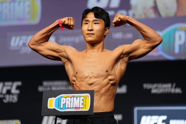 Lee Jeong Yeong at the UFC weigh-in, preparing for his comeback bout