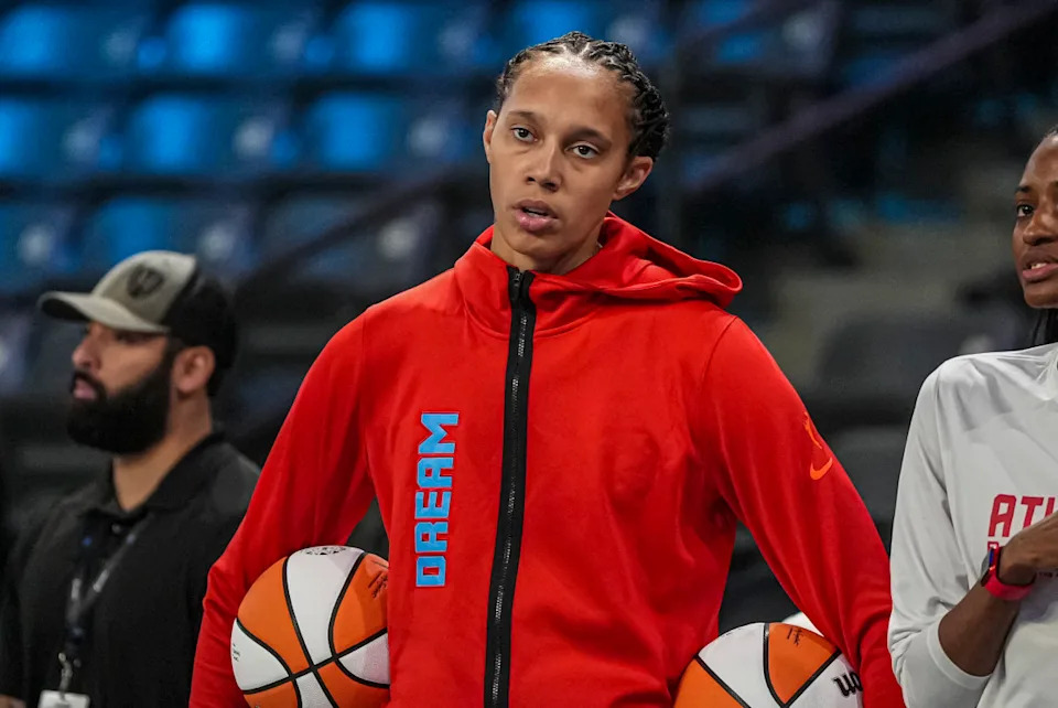 Indiana Fever schedule main image: Caitlin Clark and teammates ready for action