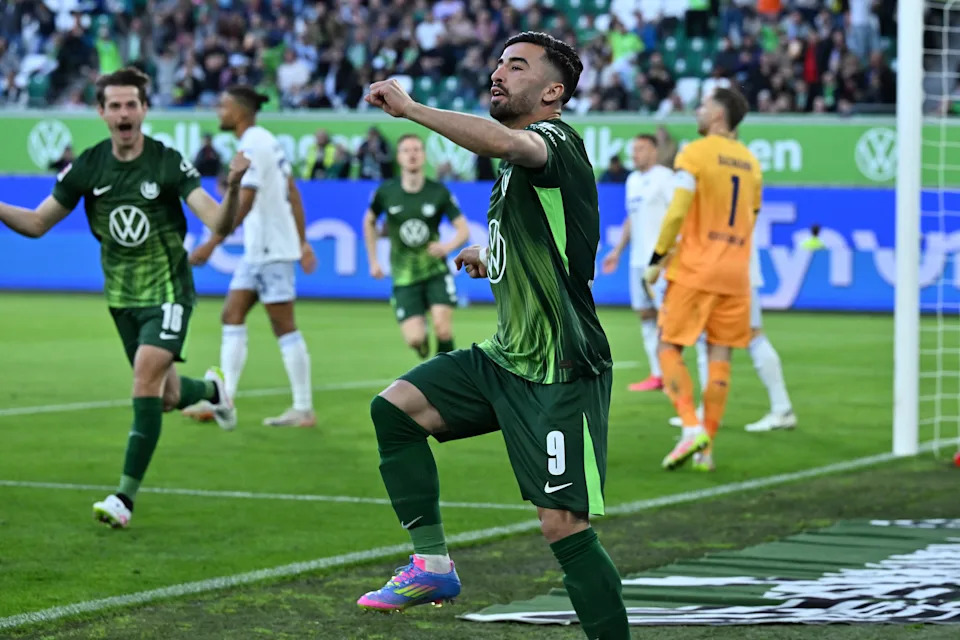 Wolfsburg vs Hoffenheim Bundesliga match action