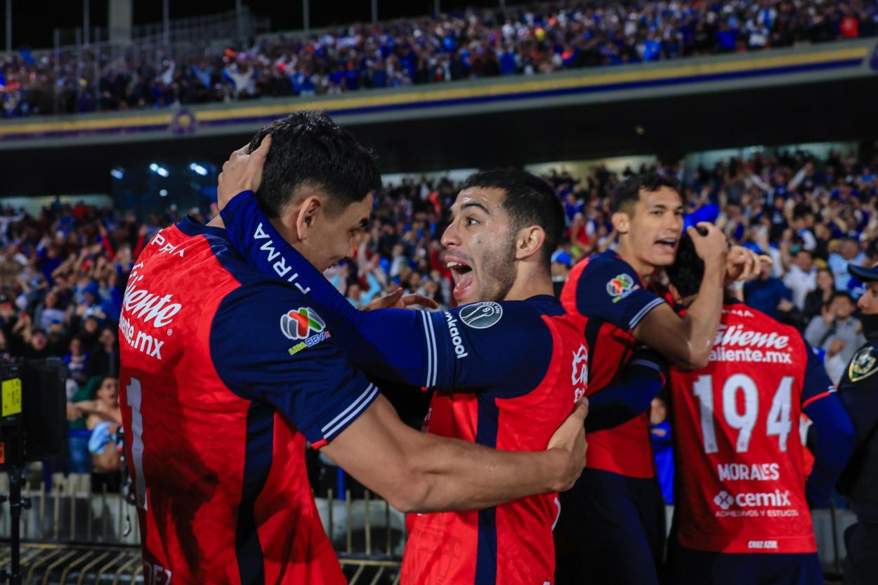 Cruz Azul celebrates decisive Liguilla victory over León