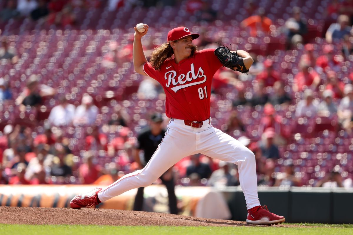 Reds - Astros matchup MLB 2025