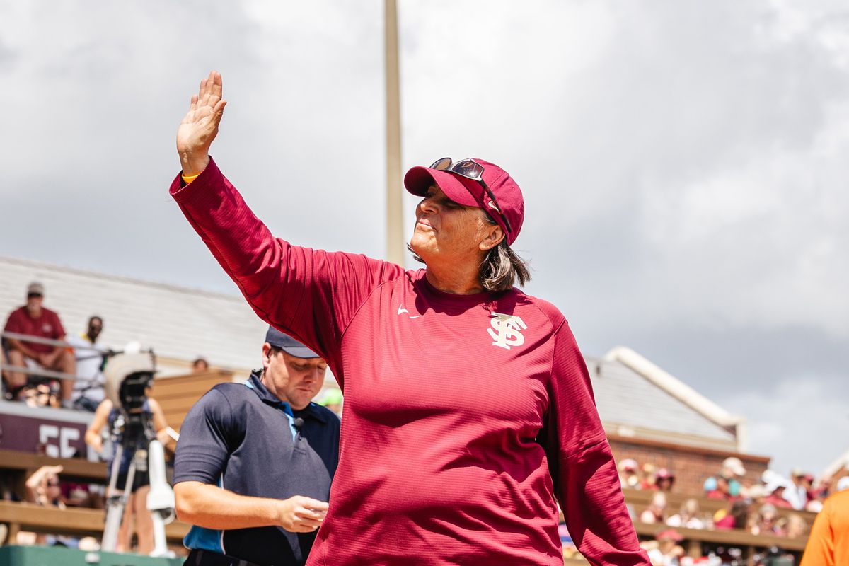 Florida State softball team celebrates under coach Lonni Alameda