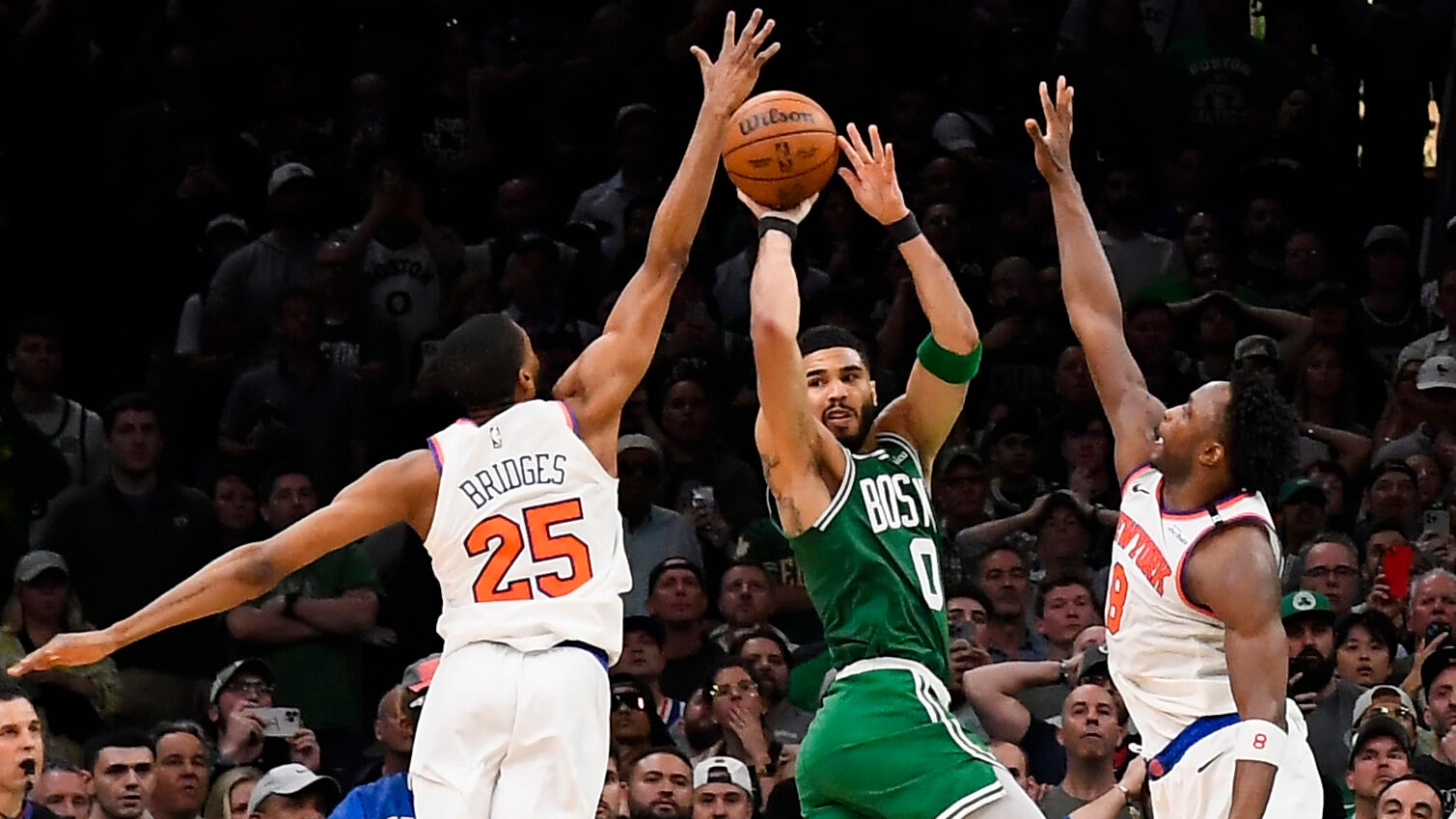 Kristaps Porzingis warming up before a Celtics playoff game