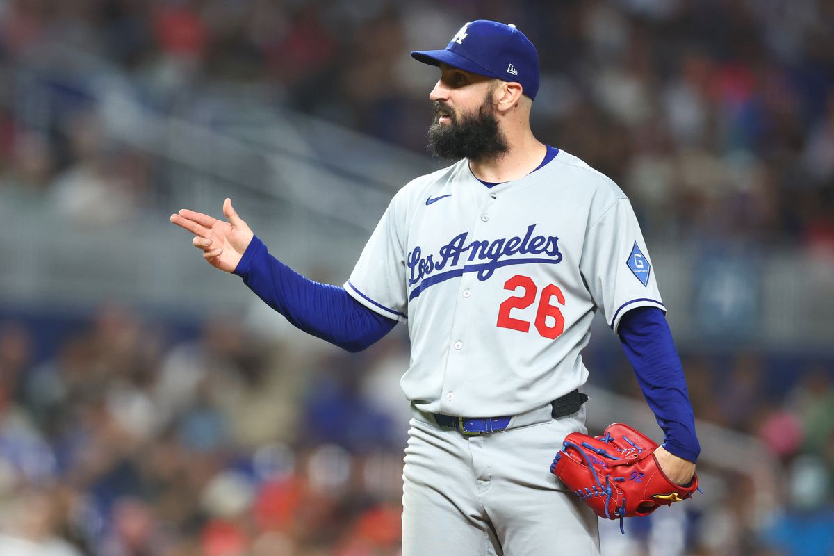 Tony Gonsolin pitching for the Dodgers in 2025 season