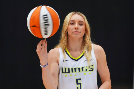 Dallas Wings players warming up before tipoff