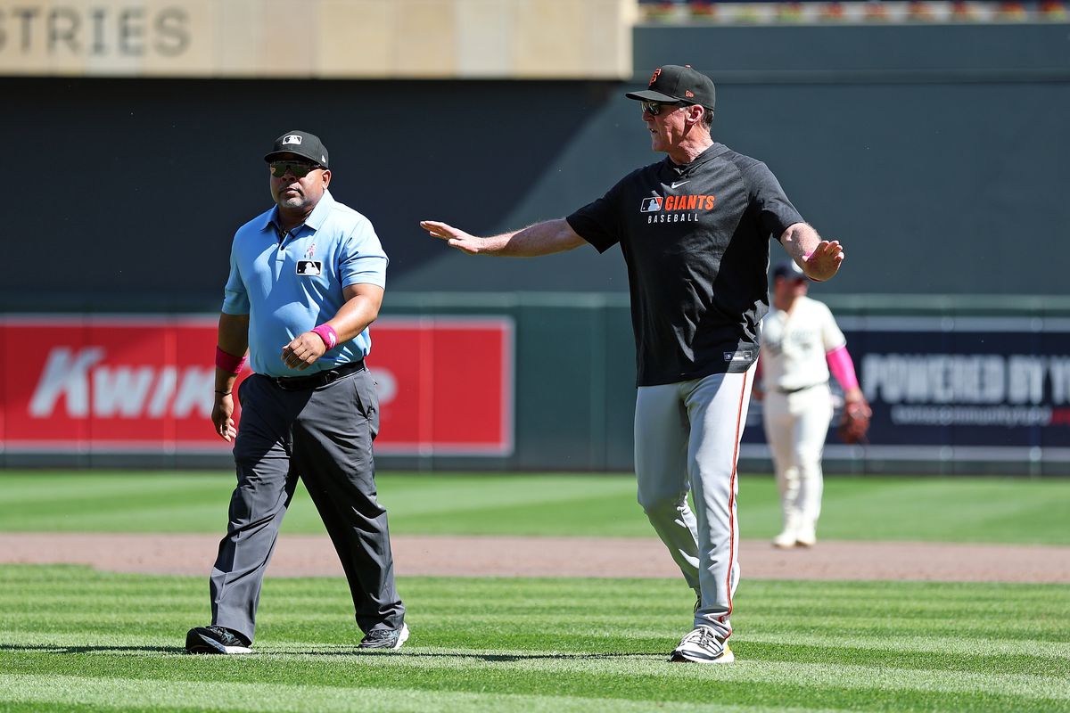 Minnesota Twins celebrate walk-off win at Target Field