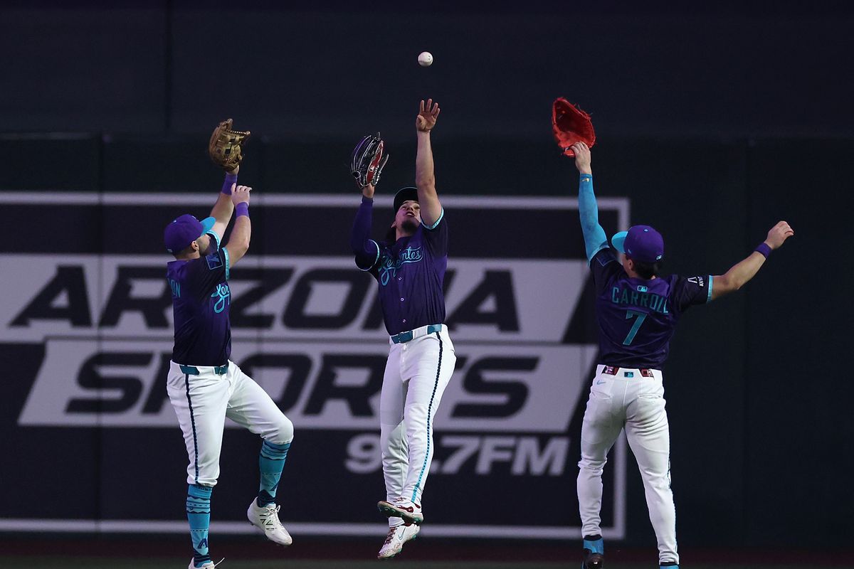 San Francisco Giants and Arizona Diamondbacks face off at Oracle Park.