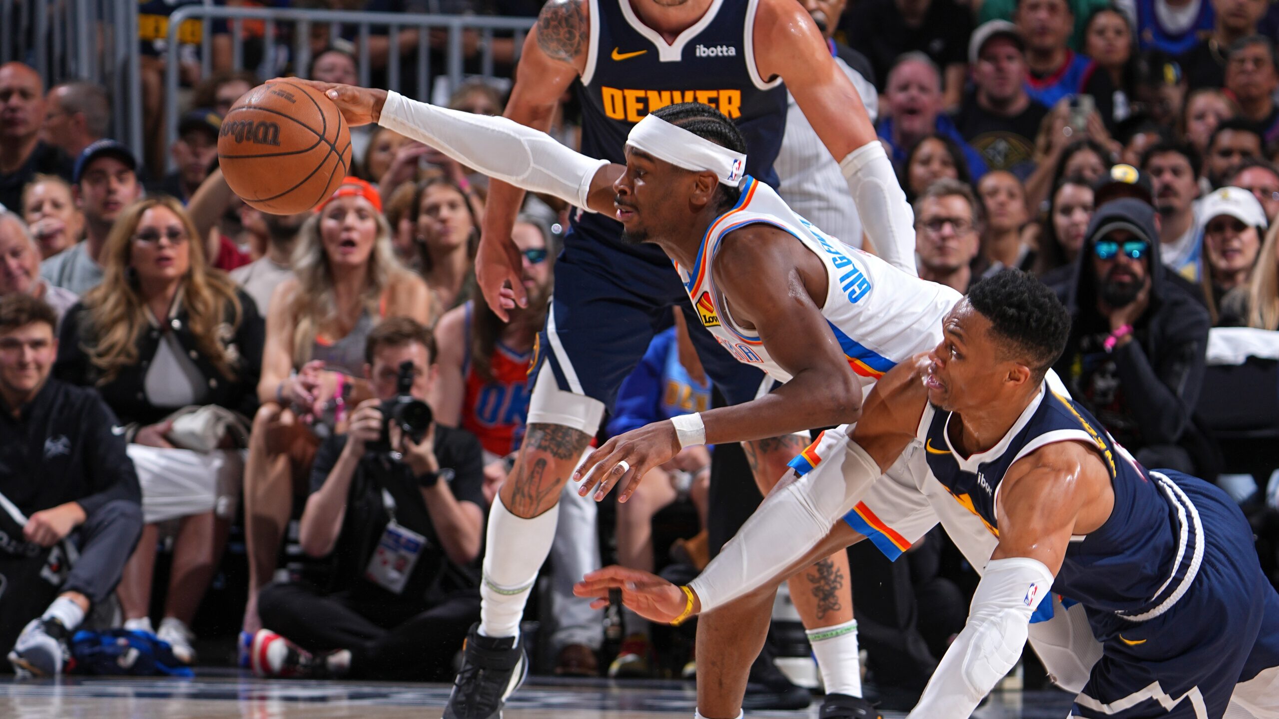 SGA attacks the rim during Denver Nuggets vs Oklahoma City Thunder match player stats Game 5