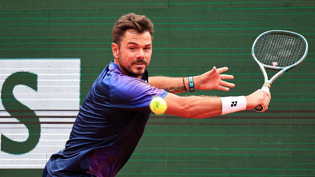 Tennis tournament action, a key moment for tracking tennis scores