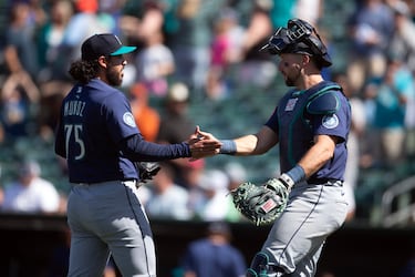 Andrés Muñoz lanzando para Seattle Mariners