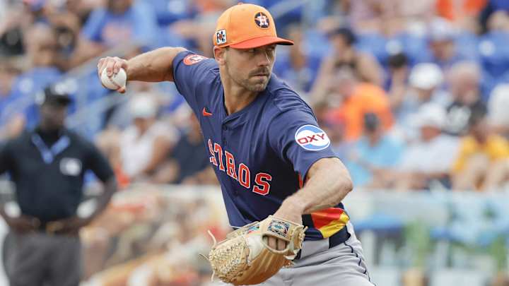 Colton Gordon Astros left-handed pitcher throwing for Houston