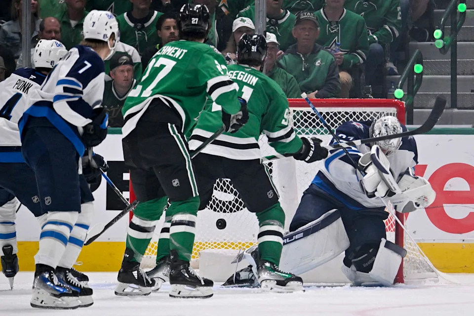 Dallas Stars playoff action with Jake Oettinger in goal