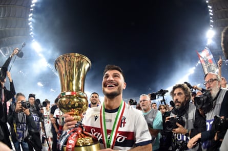 Bologna players celebrate their Coppa Italia victory