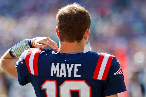 New England Patriots helmet and field | 2025 season preview