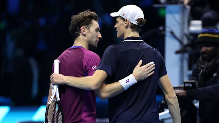 Jannik Sinner celebrates a crushing victory at the Italian Open in Rome