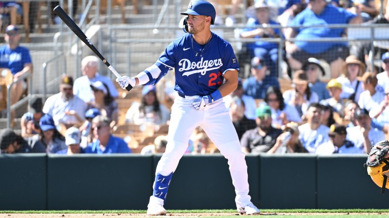 Michael Conforto prepares to bat for the Dodgers during the 2025 MLB season