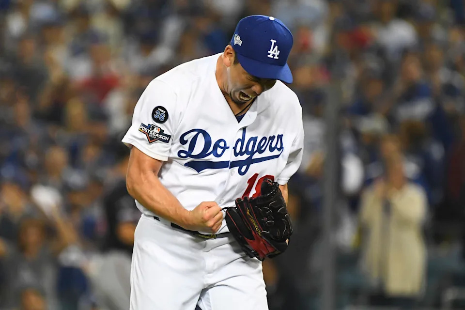 Kenta Maeda pitching for the Detroit Tigers