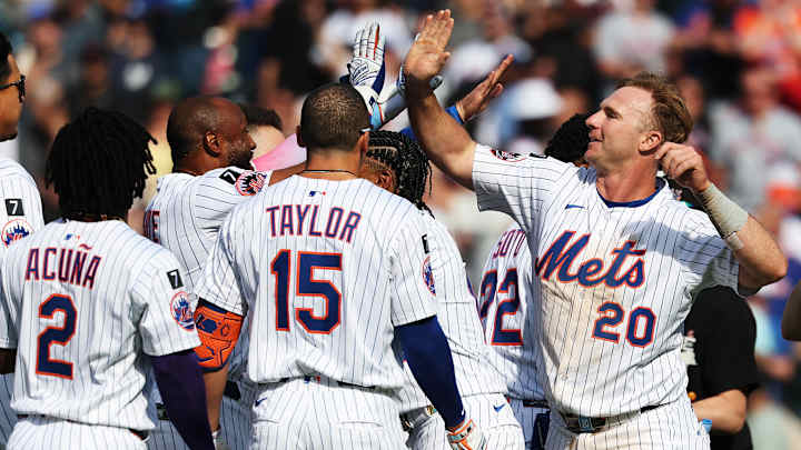 Starling Marte of the NY Mets making a play in the outfield