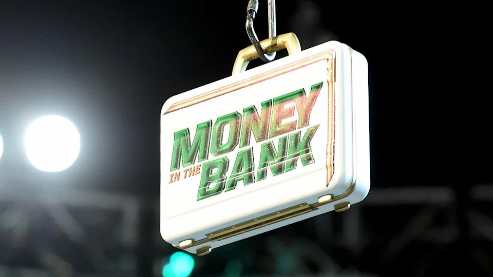 Alexa Bliss celebrates her victory in the Money in the Bank 2025 qualifying match